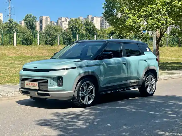 2022 Geely Icon
