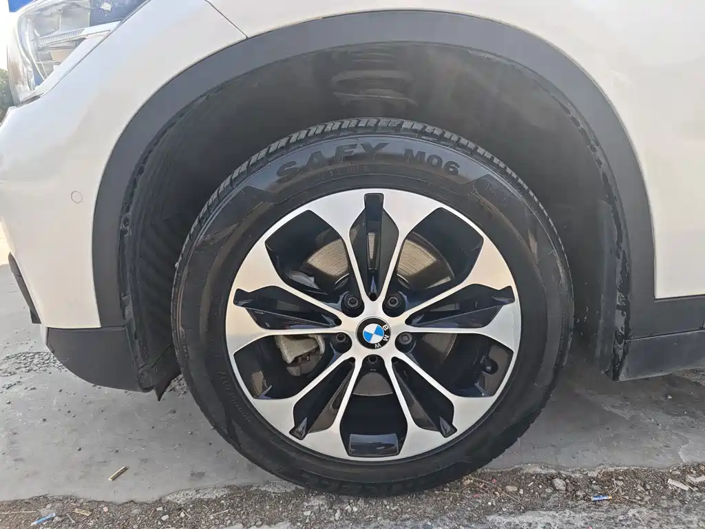 BMW X1 — миниатюра 8