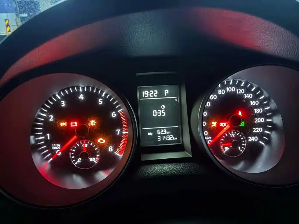 Volkswagen Golf — миниатюра 6