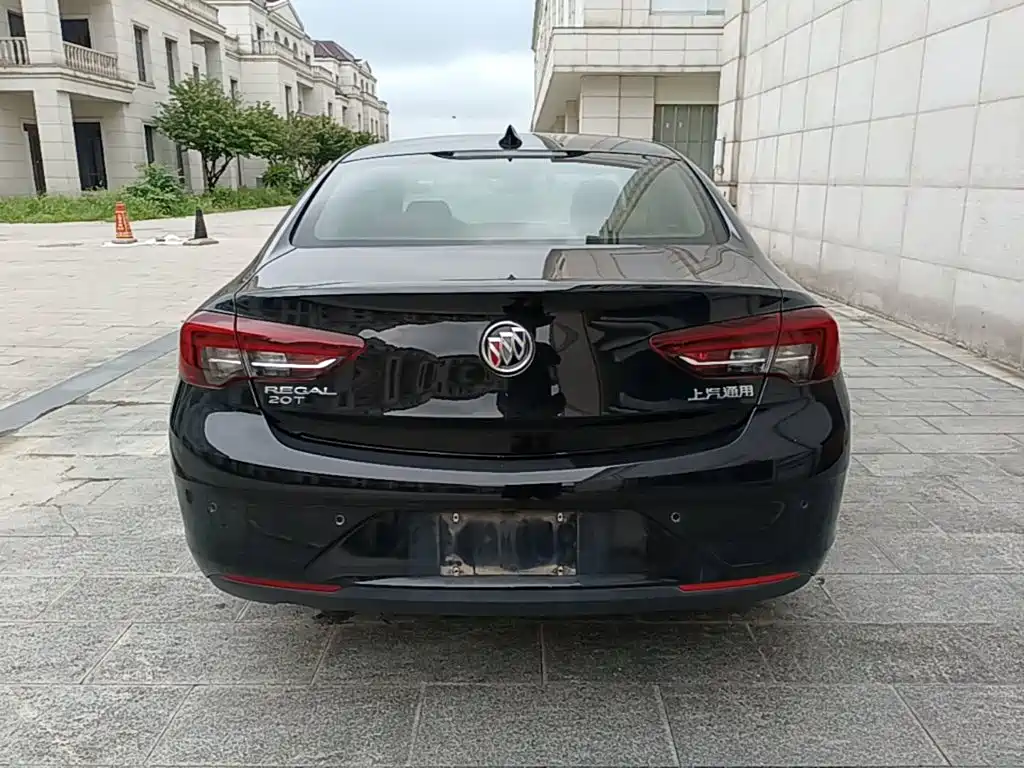 Buick Regal — миниатюра 6