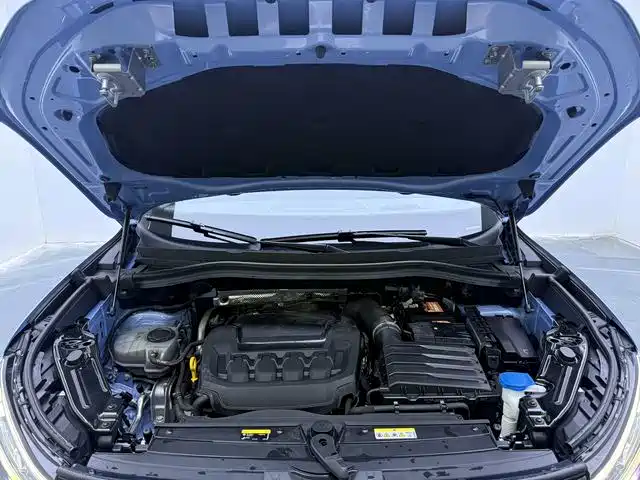 Volkswagen Tiguan L — миниатюра 15