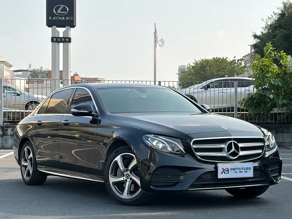 Mercedes-Benz E-Class — миниатюра 6
