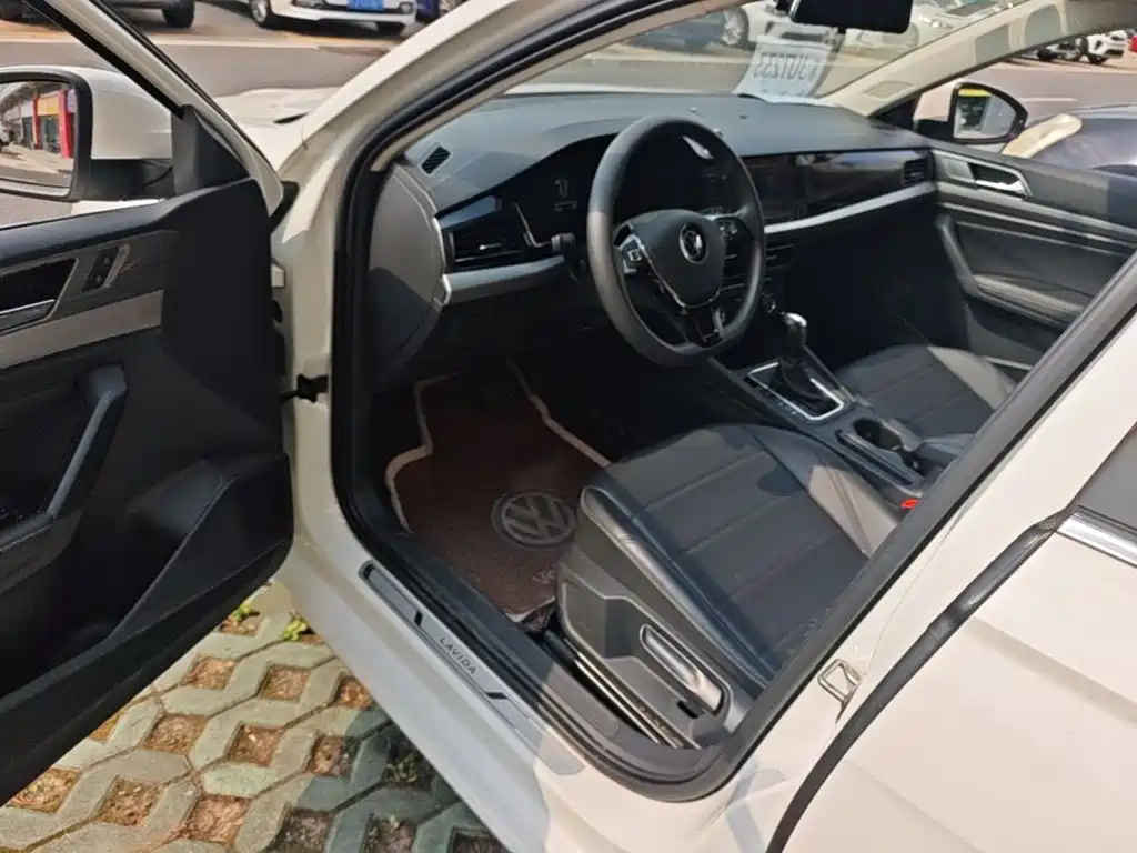 Volkswagen Lavida — миниатюра 16