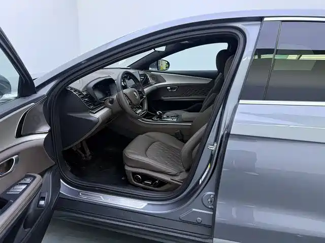 BYD Han — миниатюра 15