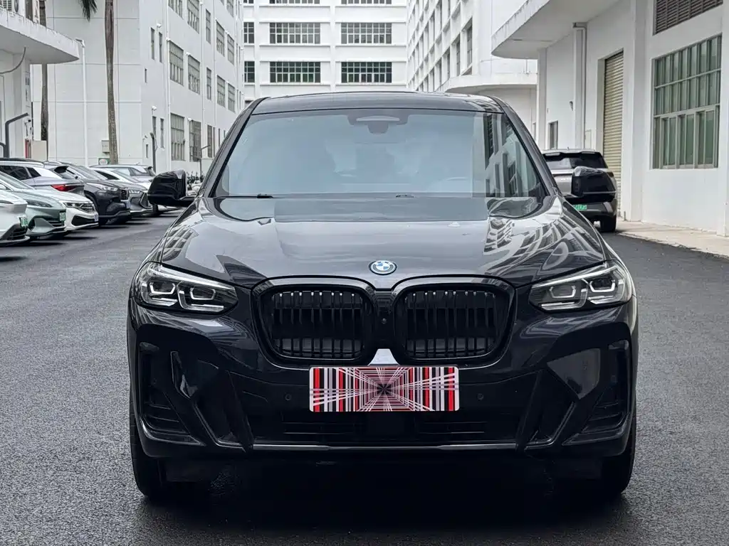 BMW iX3 — миниатюра 2