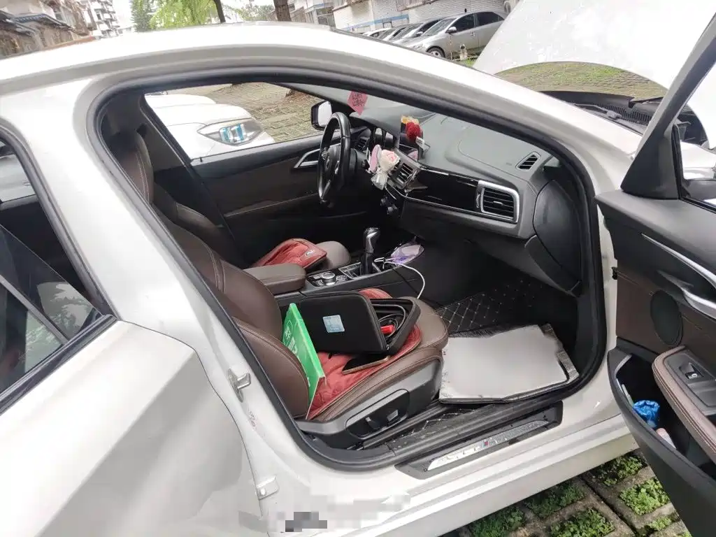BMW 1 Series — миниатюра 18