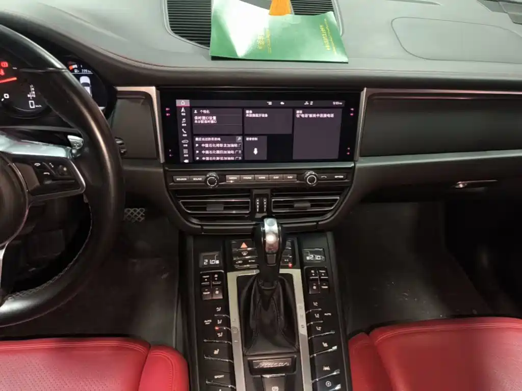 Porsche Macan — миниатюра 13
