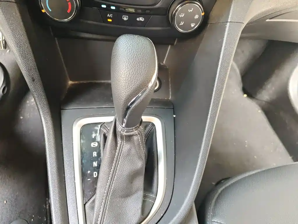 Buick Excelle — миниатюра 10