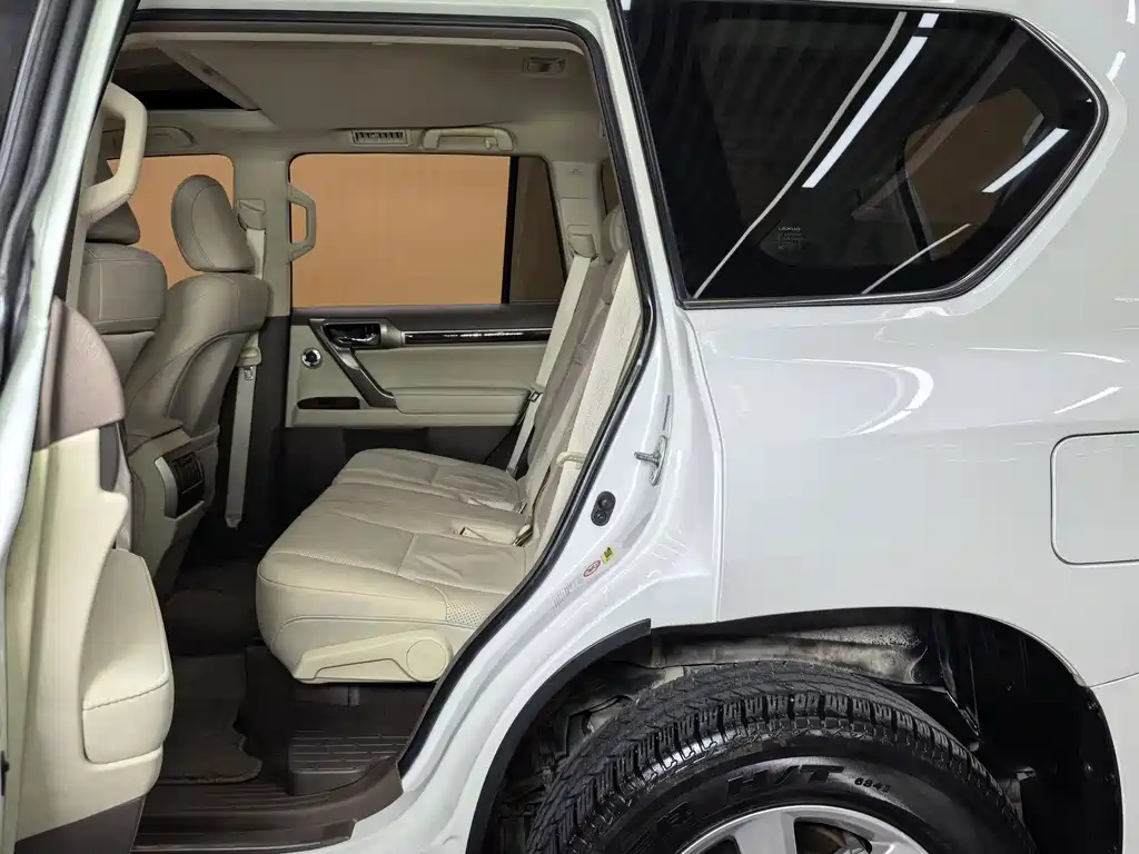 Lexus GX — миниатюра 16