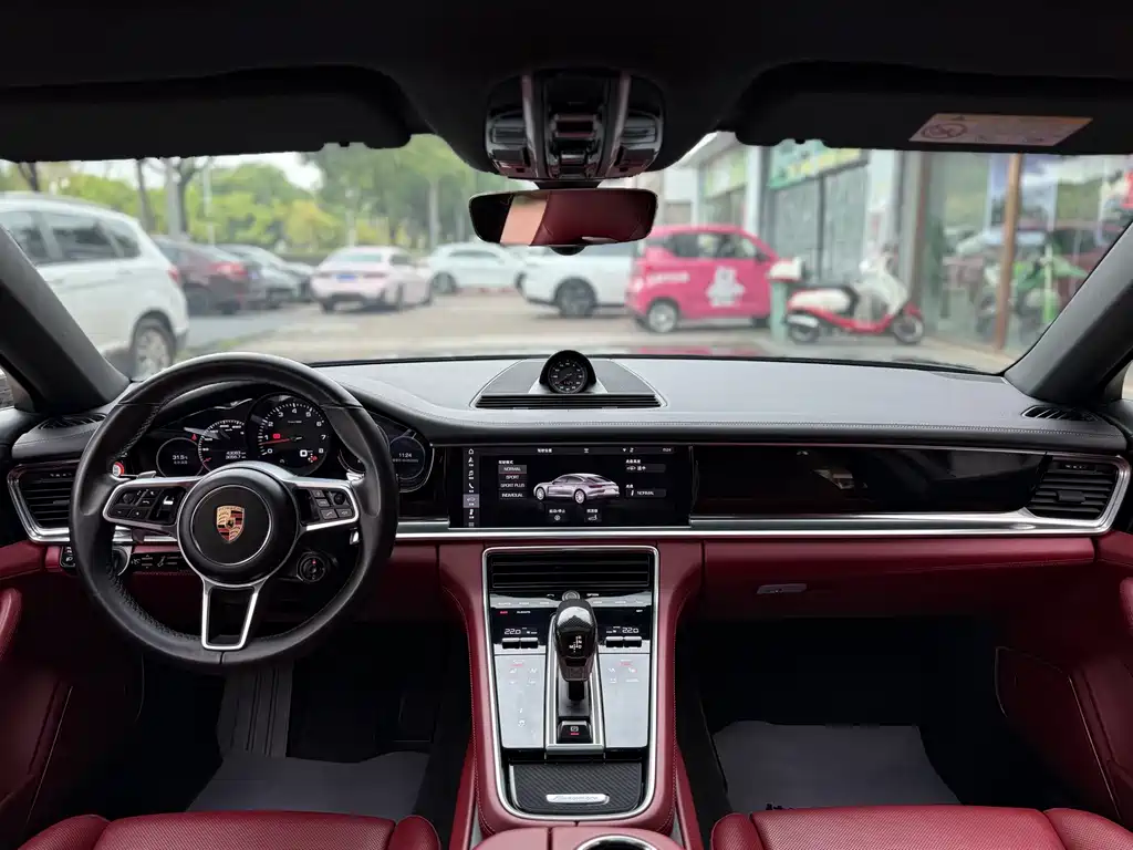 Porsche Panamera — миниатюра 12