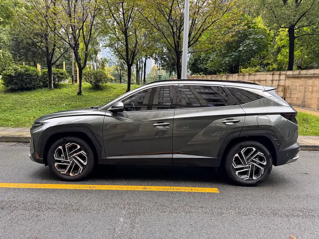 Hyundai Tucson — миниатюра 5