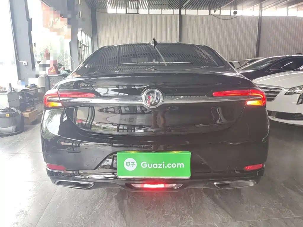 Buick LaCrosse — миниатюра 6