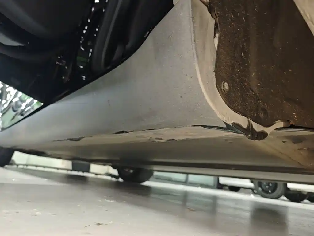 Tesla Model Y — миниатюра 22