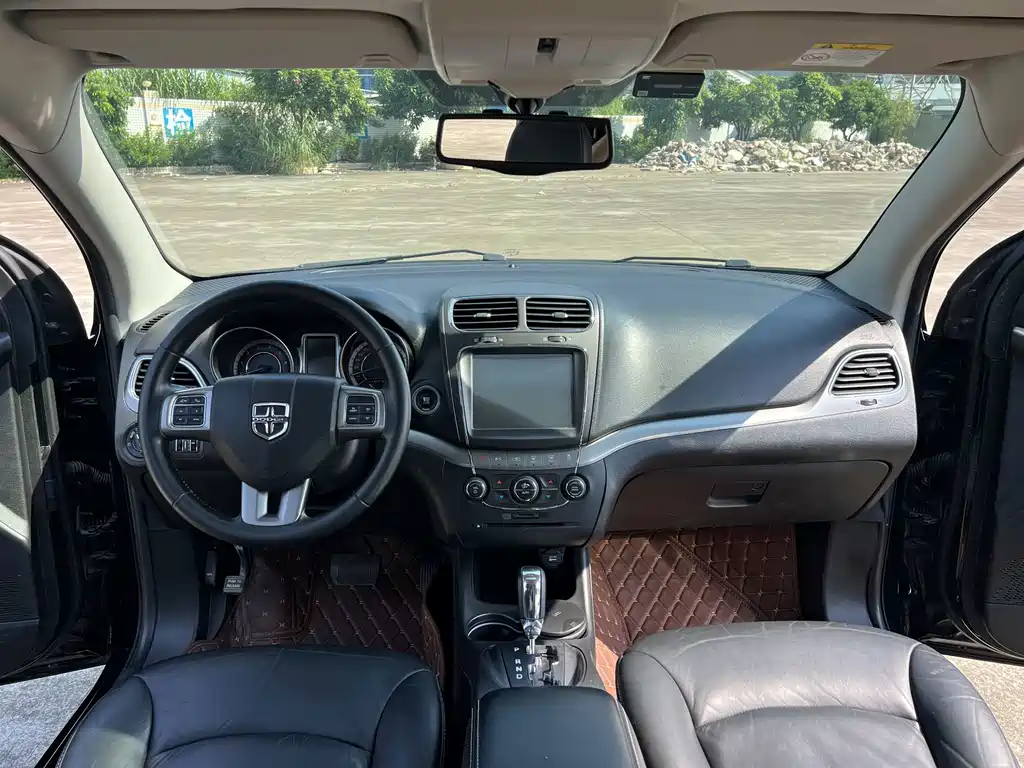 Dodge Journey — миниатюра 15