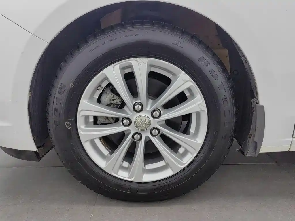 Buick Excelle — миниатюра 17