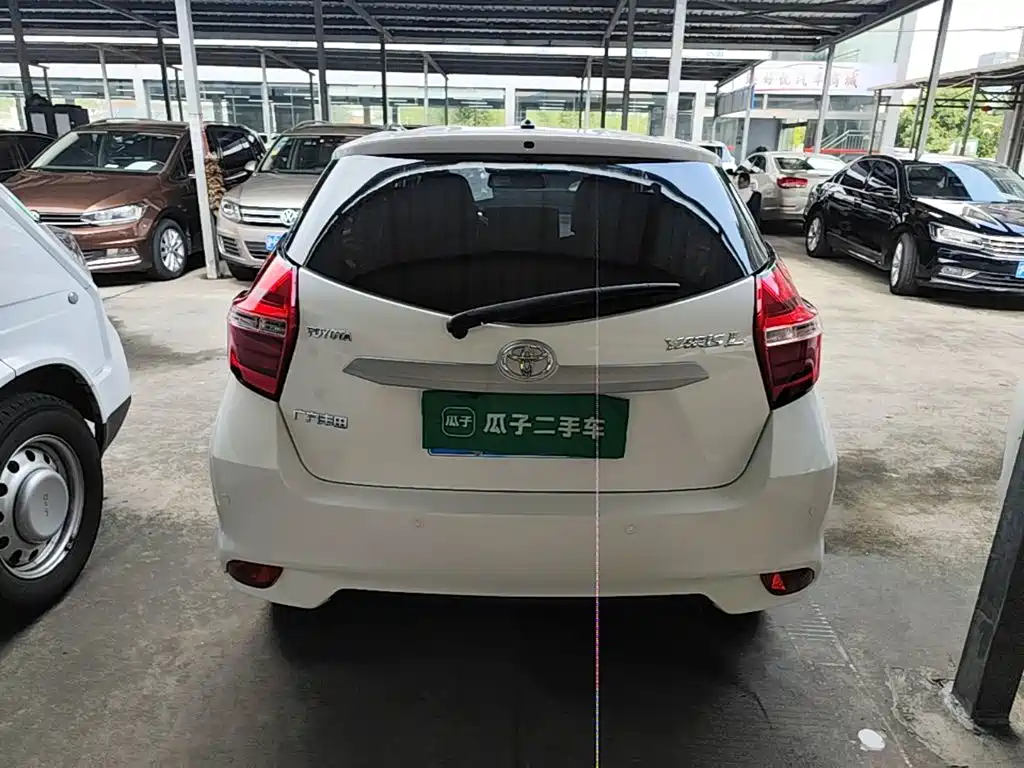 Toyota Yaris L — миниатюра 6