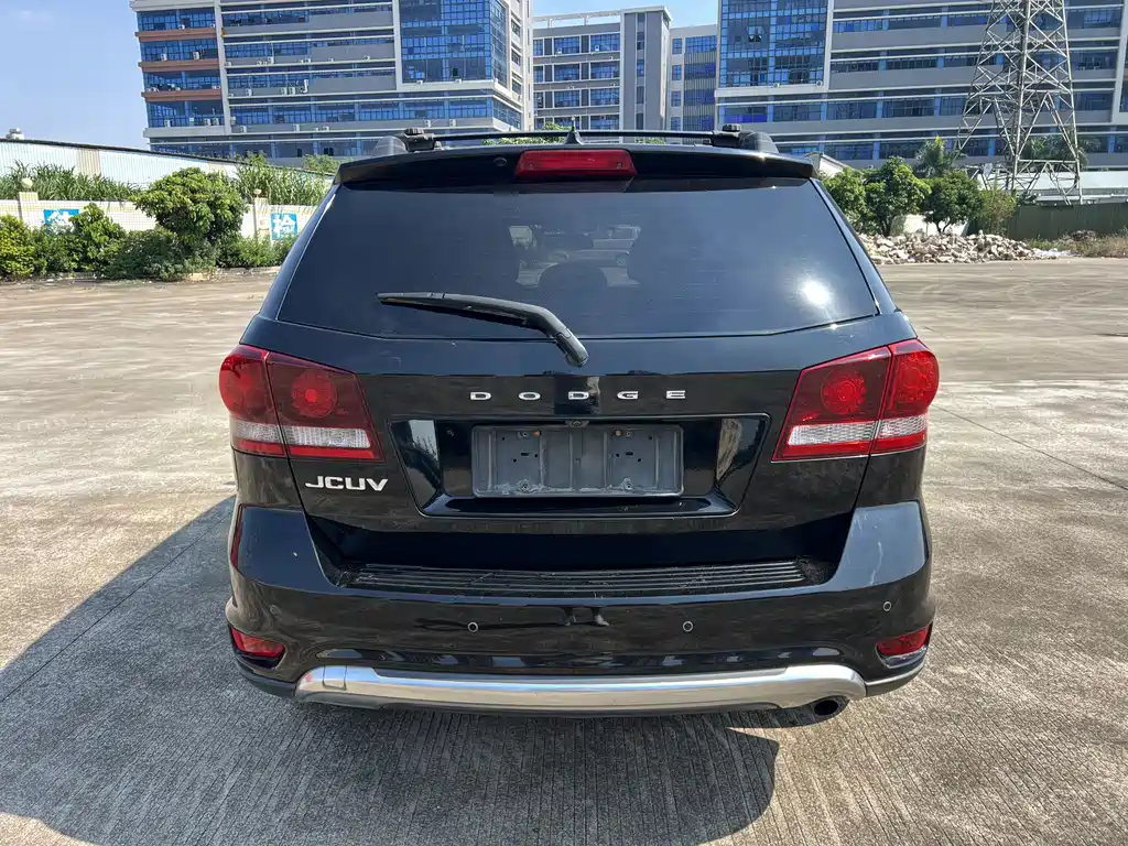 Dodge Journey — миниатюра 5