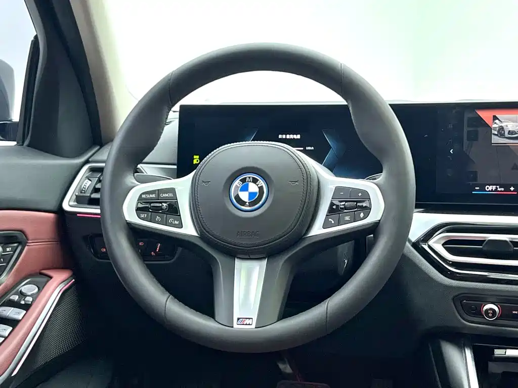 BMW i3 — миниатюра 16