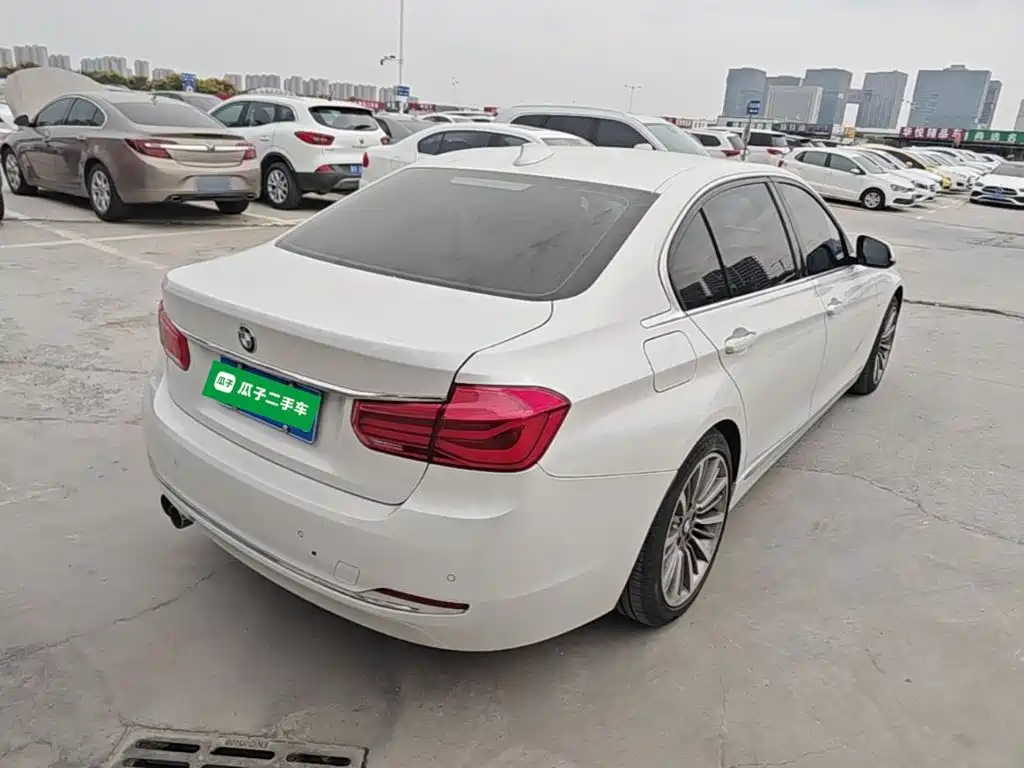 BMW 3 Series — миниатюра 7
