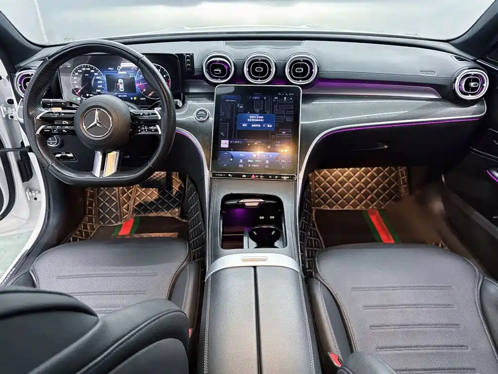 Mercedes-Benz C-Class — миниатюра 12