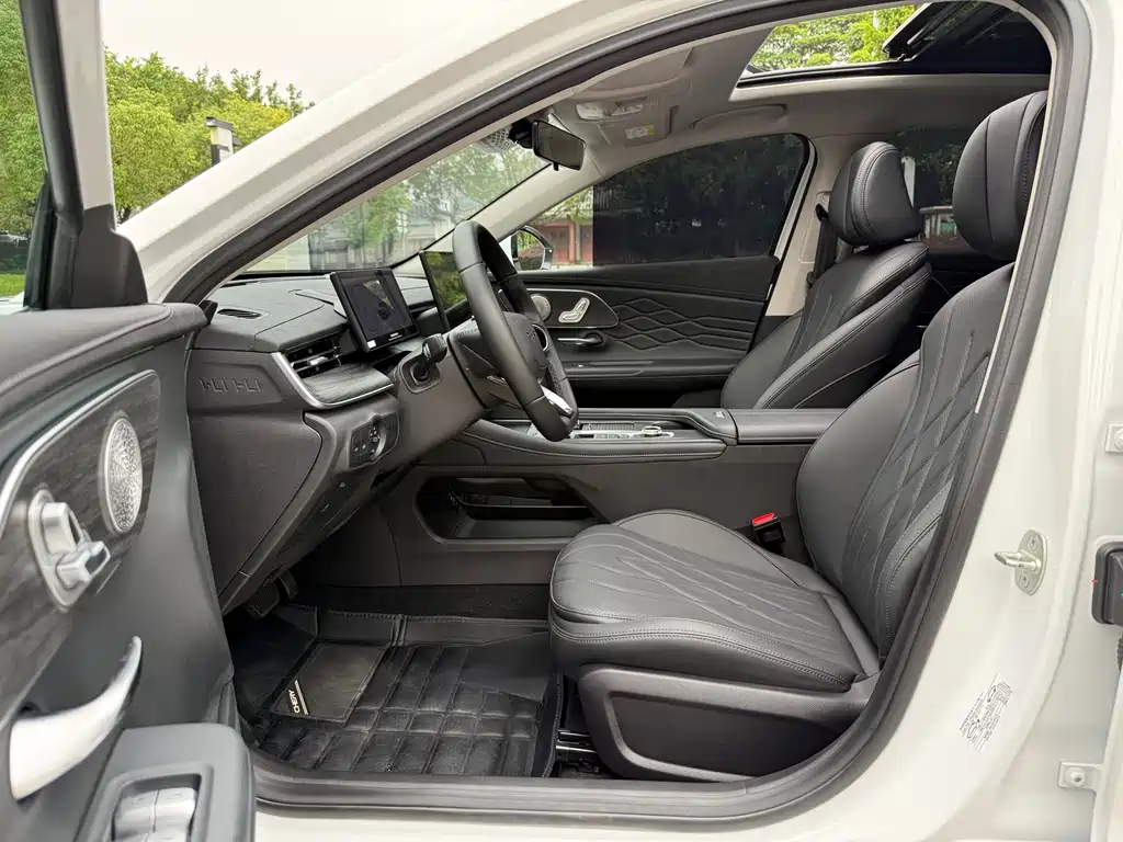 Chery Arrizo 8 PRO — миниатюра 4