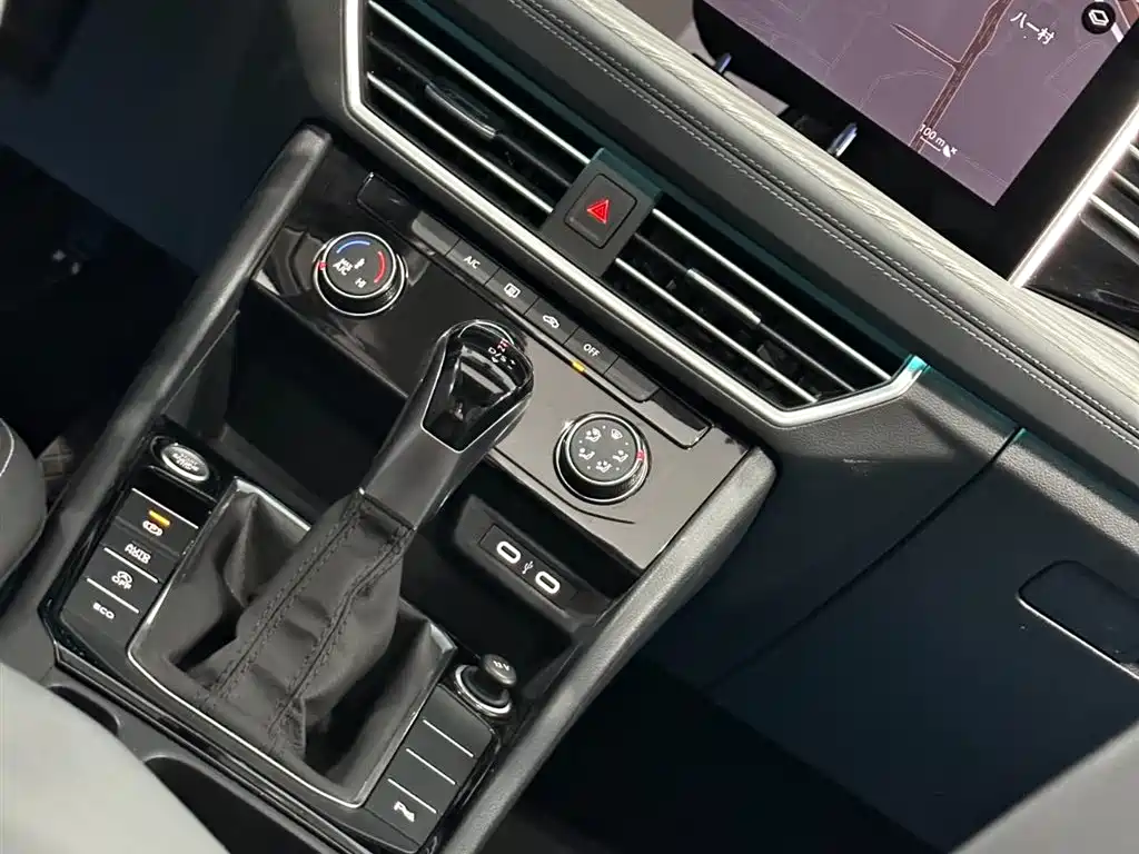 Volkswagen Sagitar — миниатюра 20