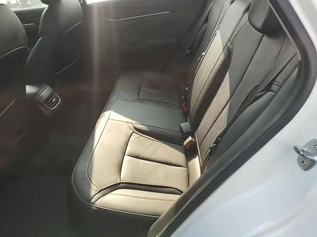 Buick Excelle — миниатюра 17
