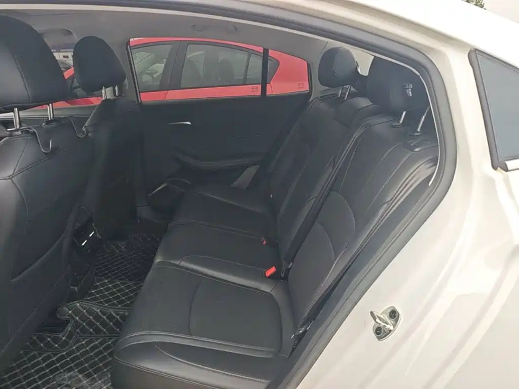 Roewe i5 — миниатюра 17