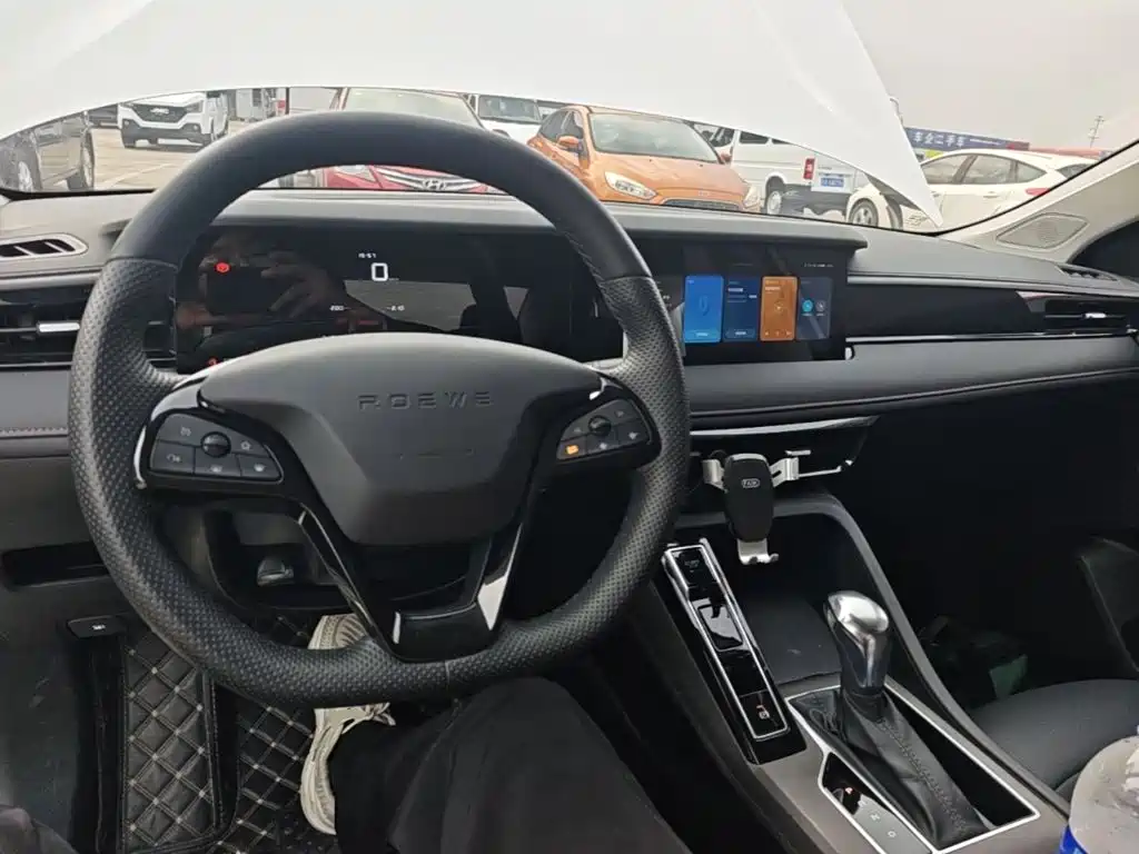 Roewe i5 — миниатюра 10