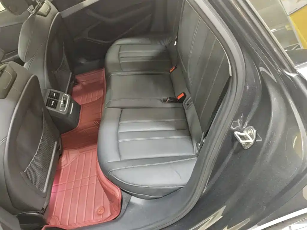 Audi A4L — миниатюра 17
