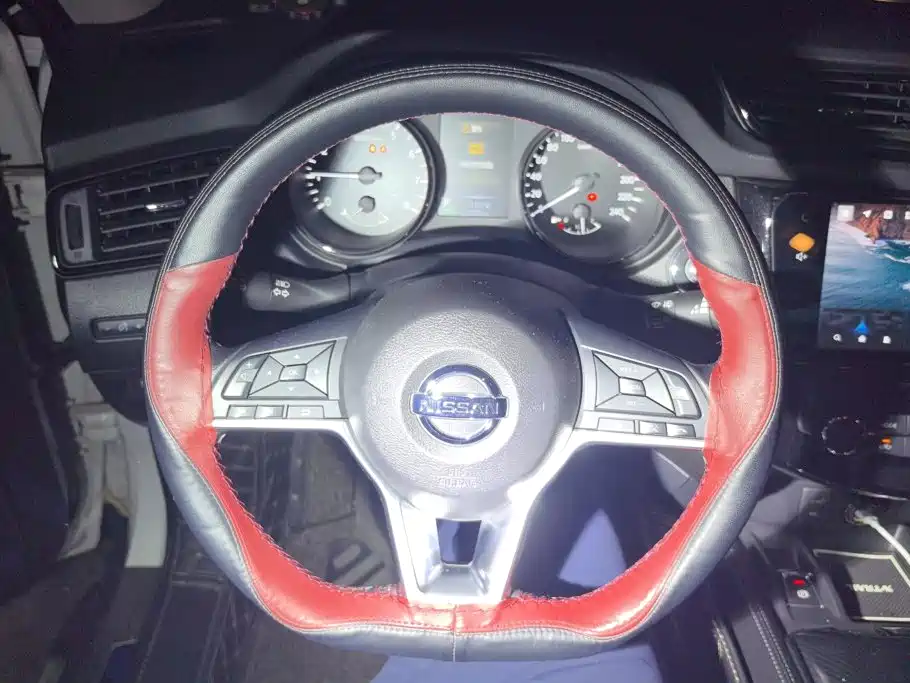 Nissan X-Trail — миниатюра 15