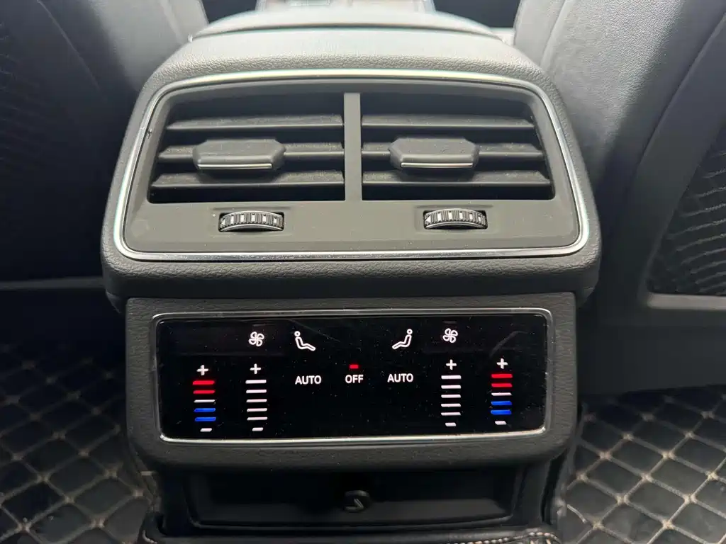 Audi A6L New Energy — миниатюра 20
