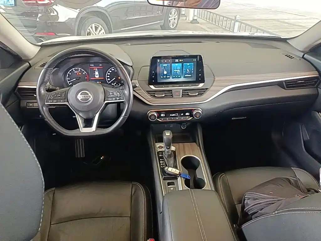 Nissan Teana — миниатюра 10