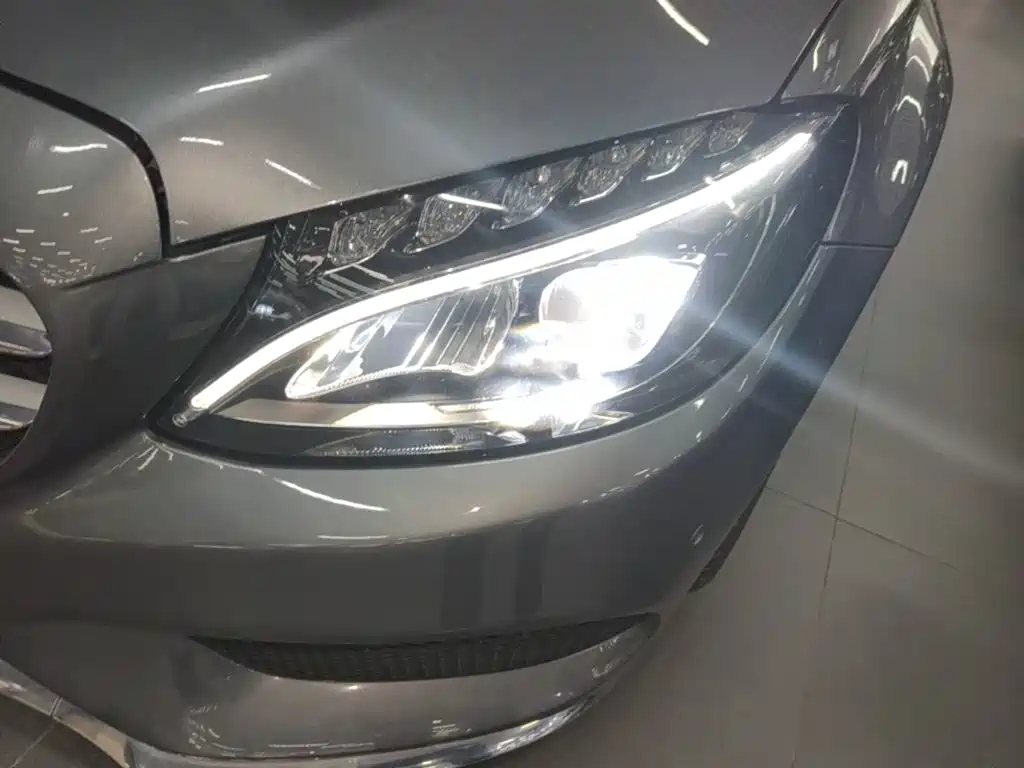 Mercedes-Benz C-Class — миниатюра 24