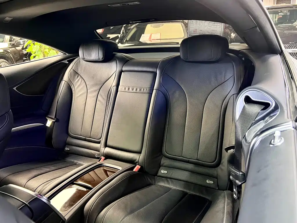 Mercedes-Benz S-Class — миниатюра 18