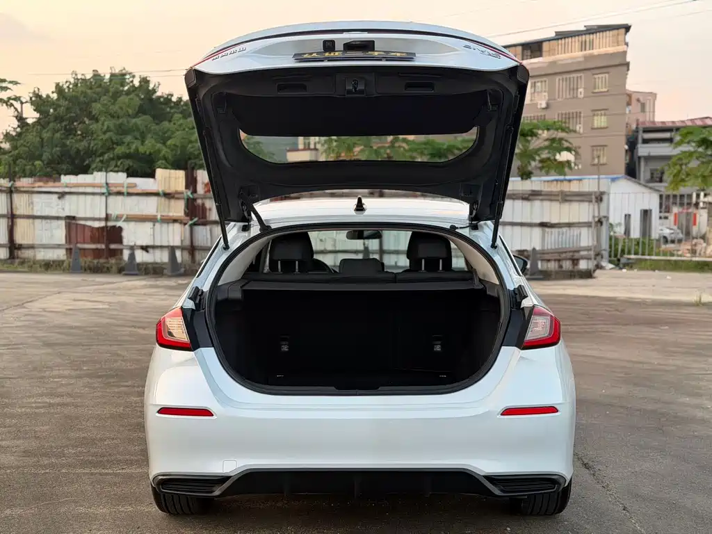 Honda Civic — миниатюра 13