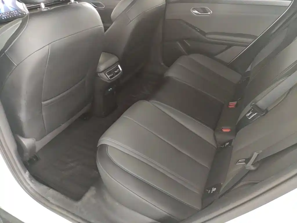 BYD Qin L — миниатюра 17