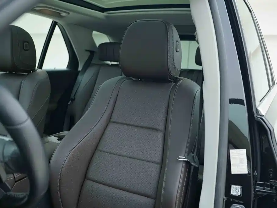 Mercedes-Benz GLE (Import) — миниатюра 12