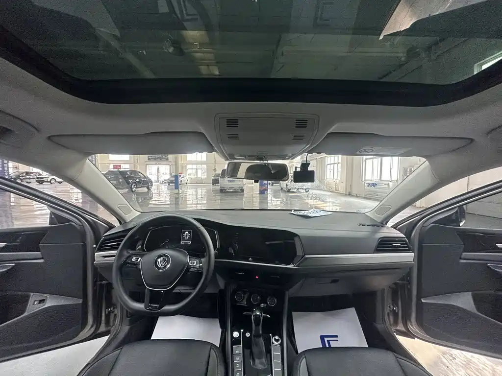 Volkswagen Sagitar — миниатюра 10