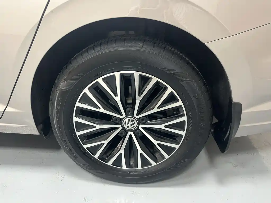 Volkswagen Sagitar — миниатюра 17