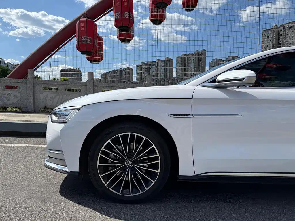 BYD Han — миниатюра 23