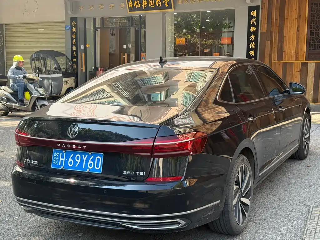 Volkswagen Passat — миниатюра 8