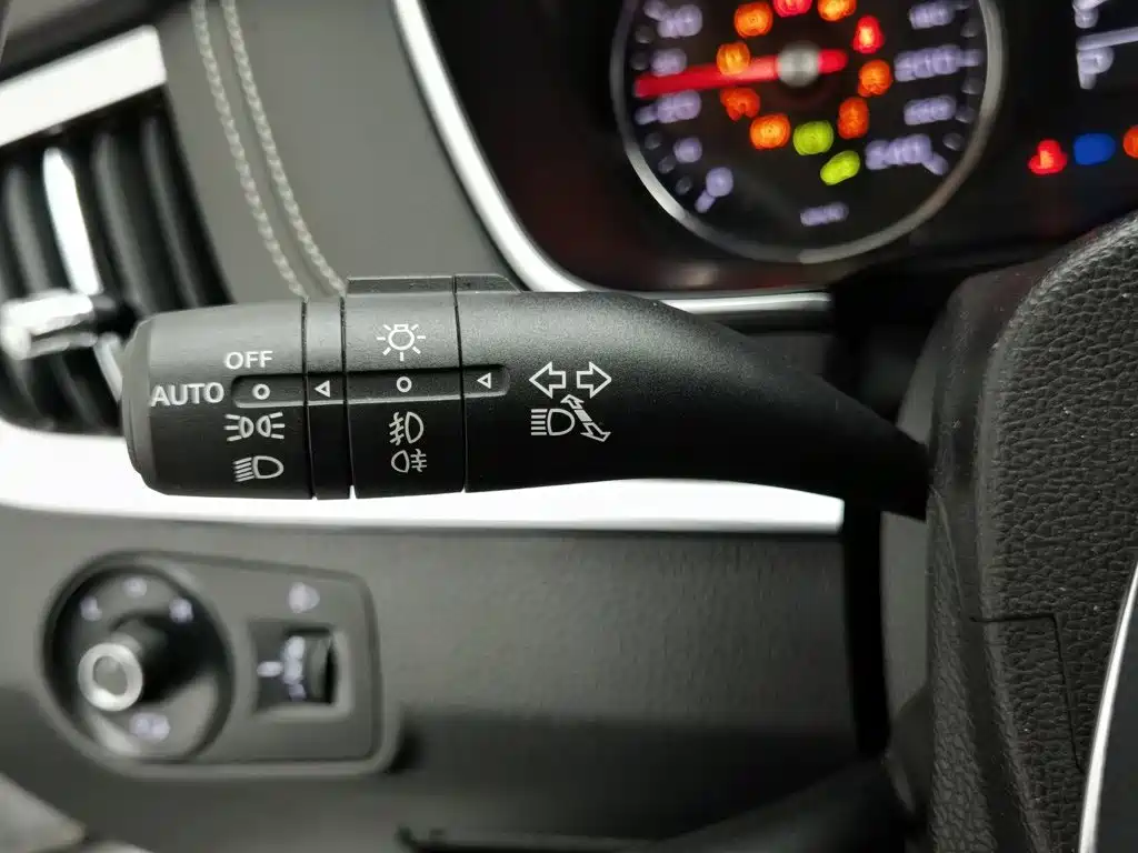 Roewe RX5 — миниатюра 21
