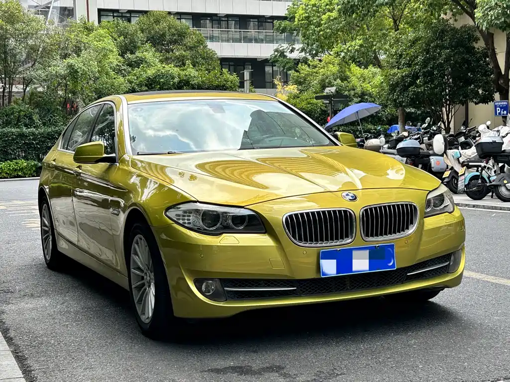 BMW 5 Series — миниатюра 3