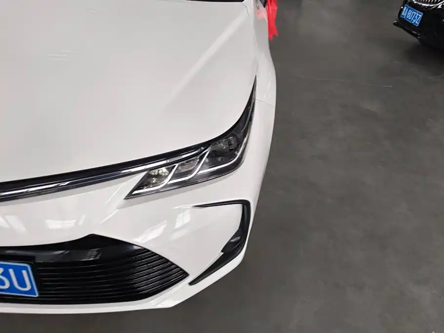 Toyota Corolla — миниатюра 5