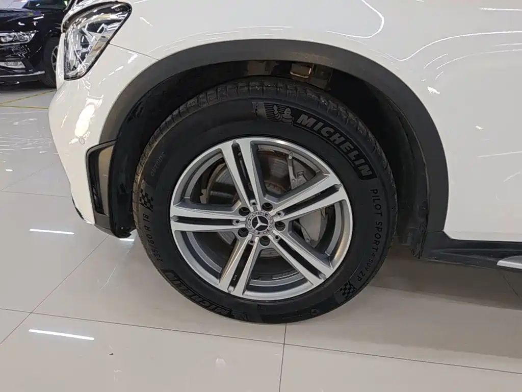 Mercedes-Benz GLC — миниатюра 23