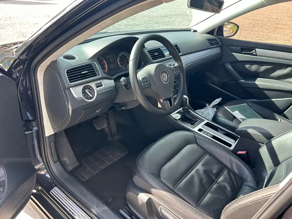 Volkswagen Passat — миниатюра 8