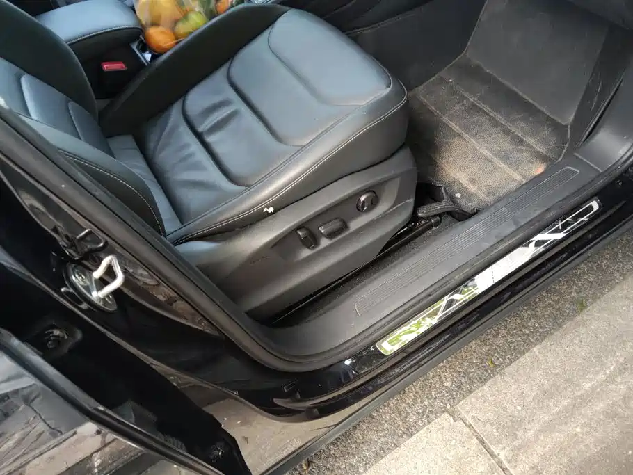 Volkswagen Tiguan L — миниатюра 8