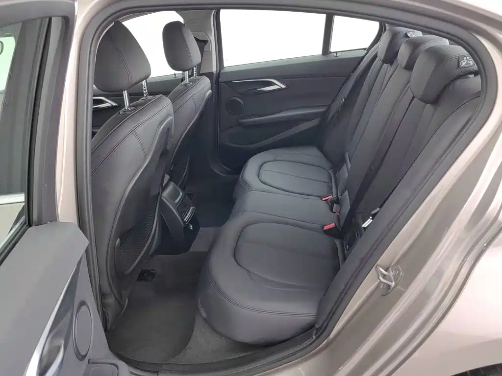 BMW 1 Series — миниатюра 15