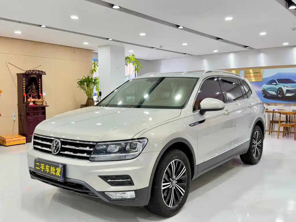Volkswagen Tiguan L 2021